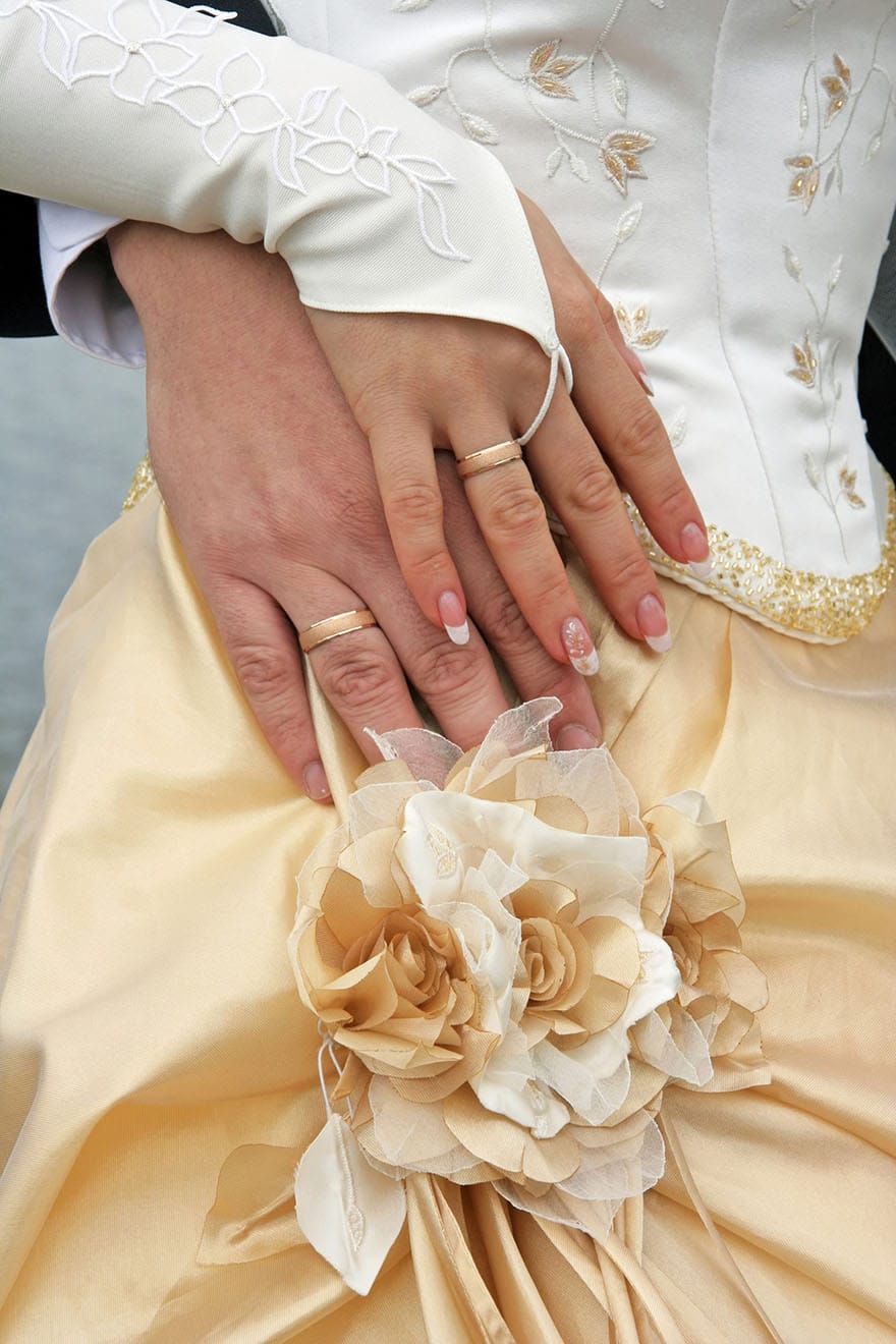 How To Include Your Family In Your Wedding?