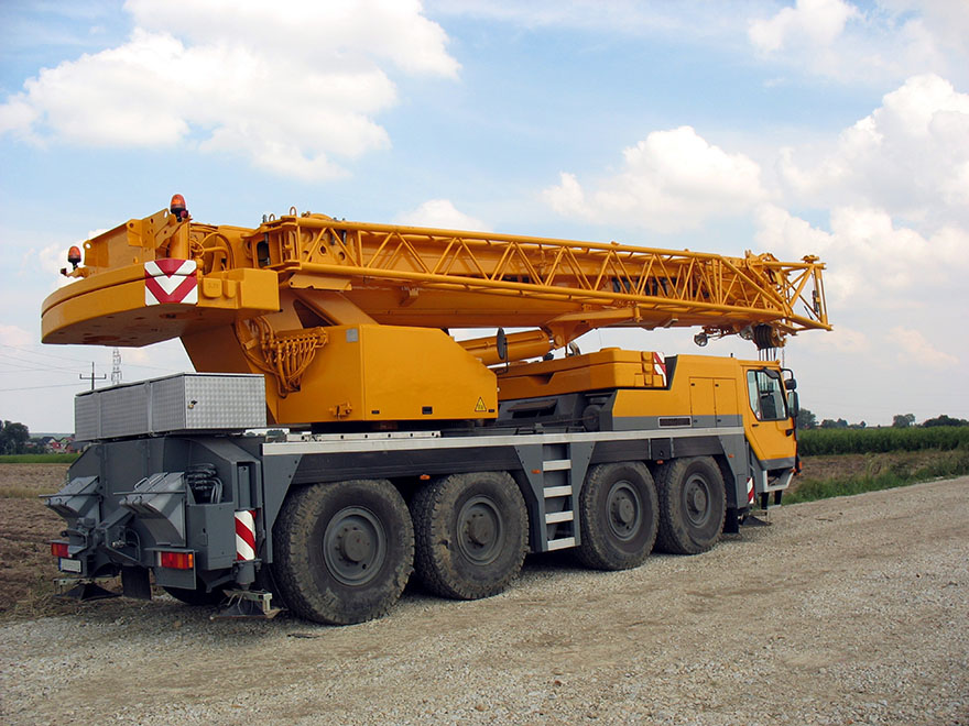 How Much Weight A Crane Can Lift